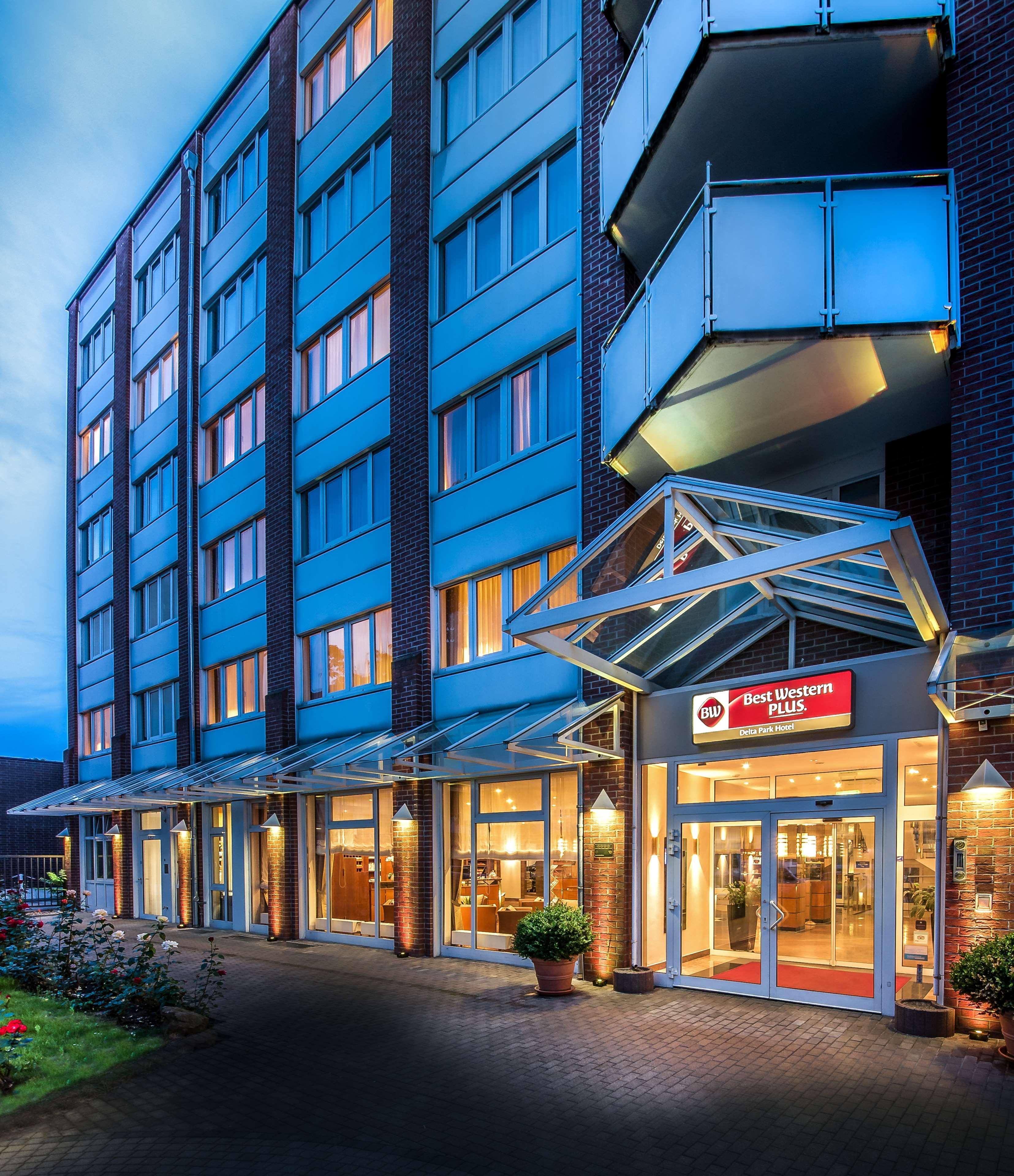 Best Western Plus Delta Park Hotel Манхайм Екстериор снимка
